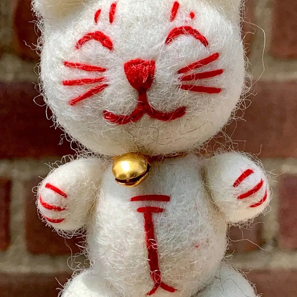 Felt Ornament Lucky Cat