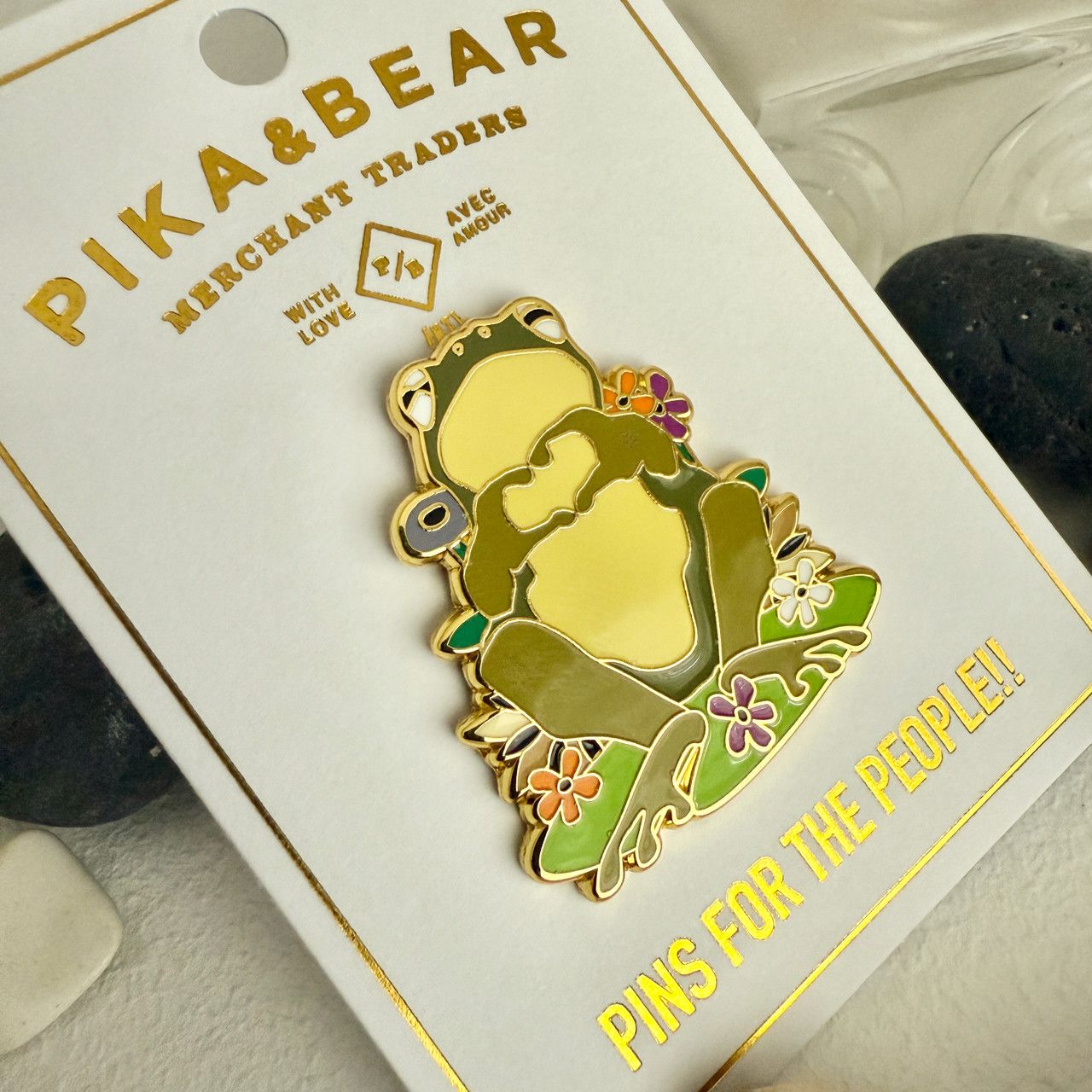 Enamel Pin &quot;Cecile&quot; Frog