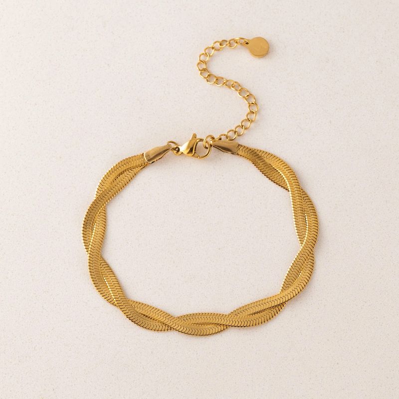 Josie Twist Bracelet Gold