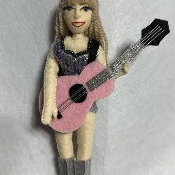 Felt Ornament Taylor Swift