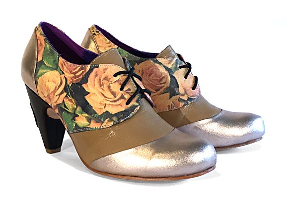 MV2 Lace-up Champagne &amp; Roses