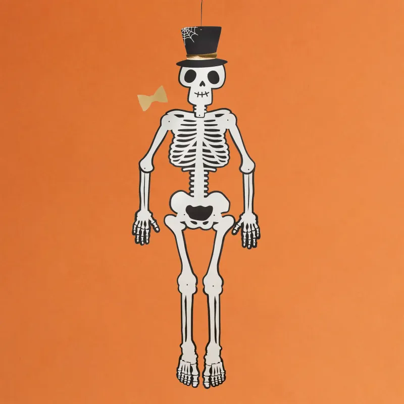 Hanging Skeleton Glow in the Dark Game