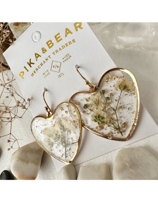 "Bronte" Resin Heart Earrings With Natural Dried Flowers