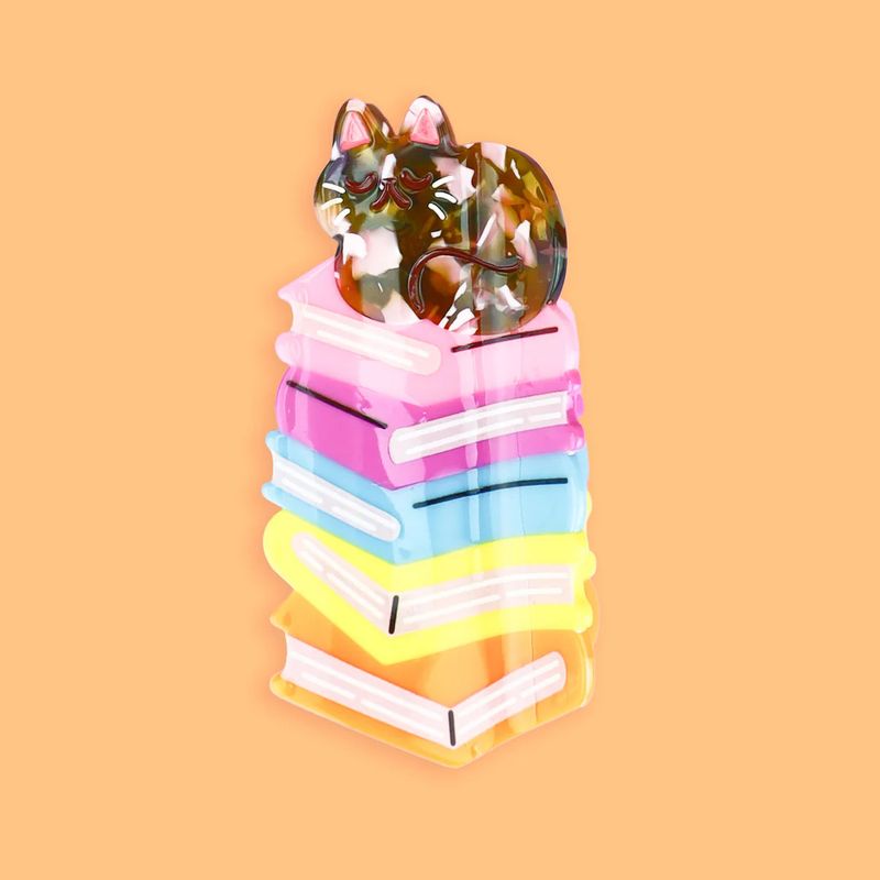 Book Stack Kitty Hair Claw