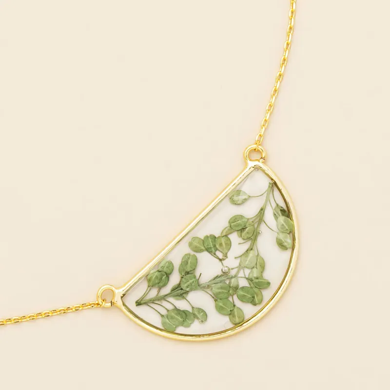 Pressed Flower Necklace Green Peppergrass