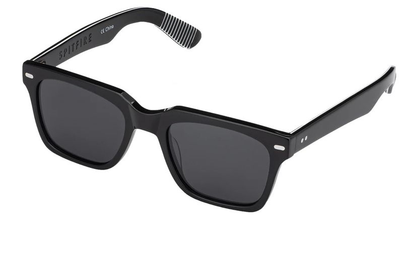 Cut Forty Black / Black
