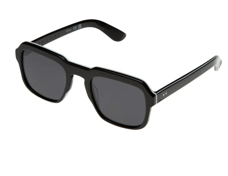 Cut 120 Black / White / Black