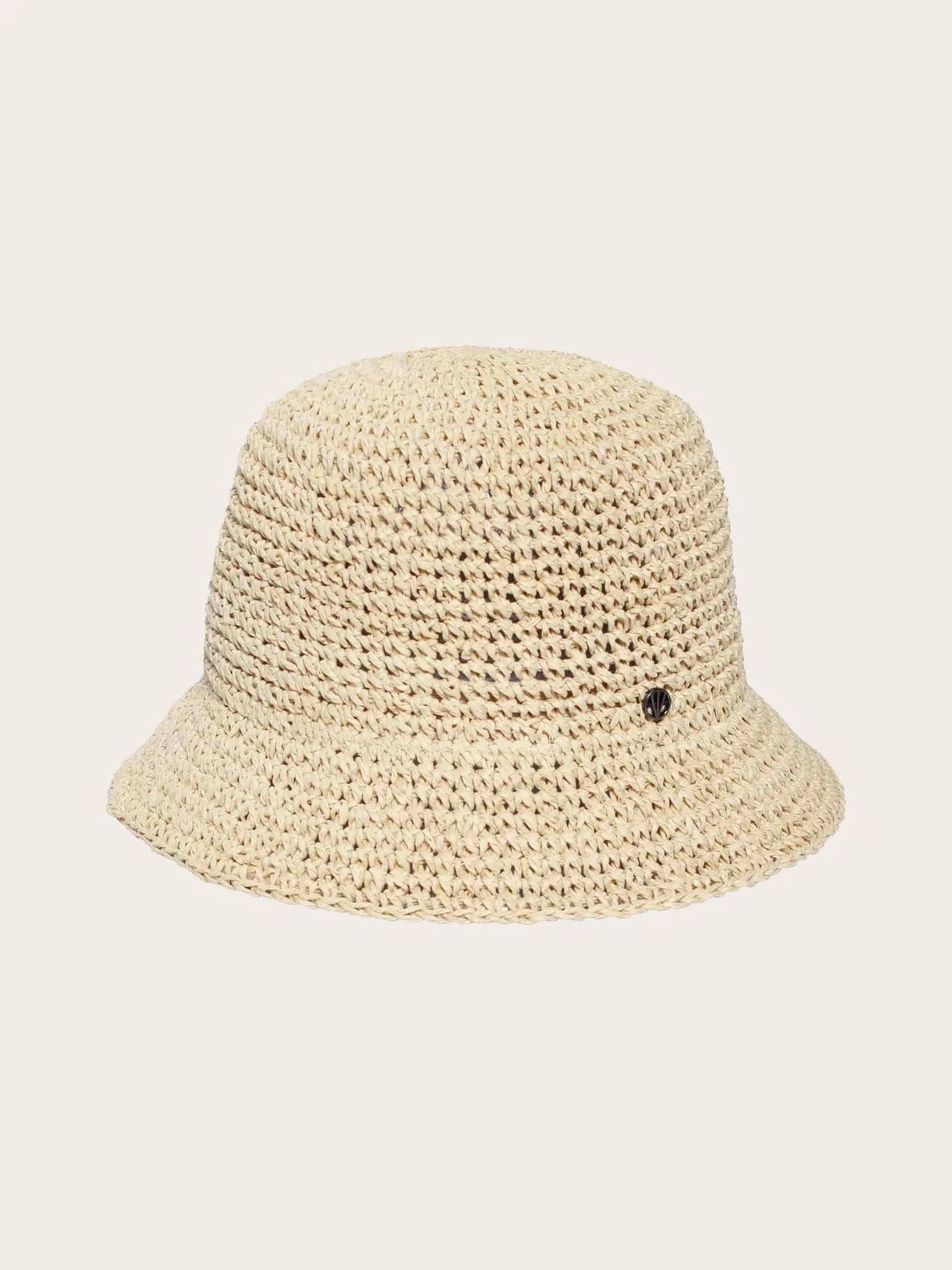 Small Brim Crocheted Bell Hat - White Pepper