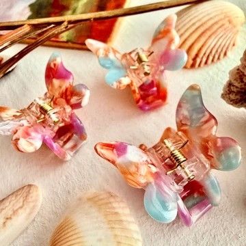 "Hesper" Mini Butterfly Hair Claw in Miami