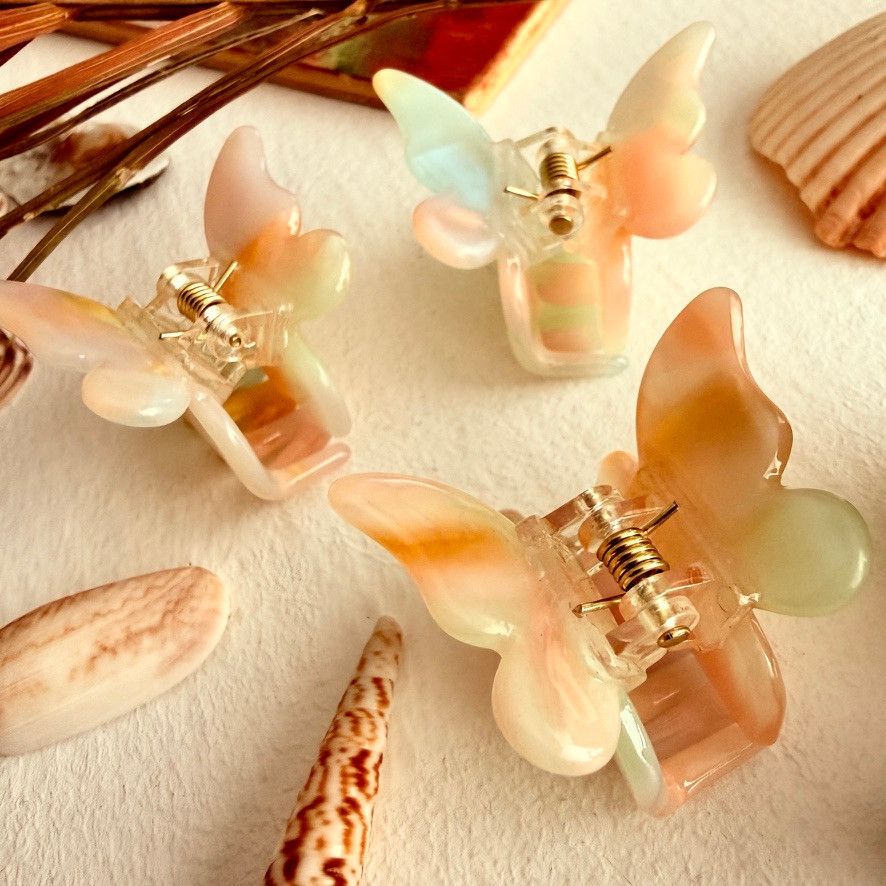 "Hesper" Mini Butterfly Hair Claw in Iridus