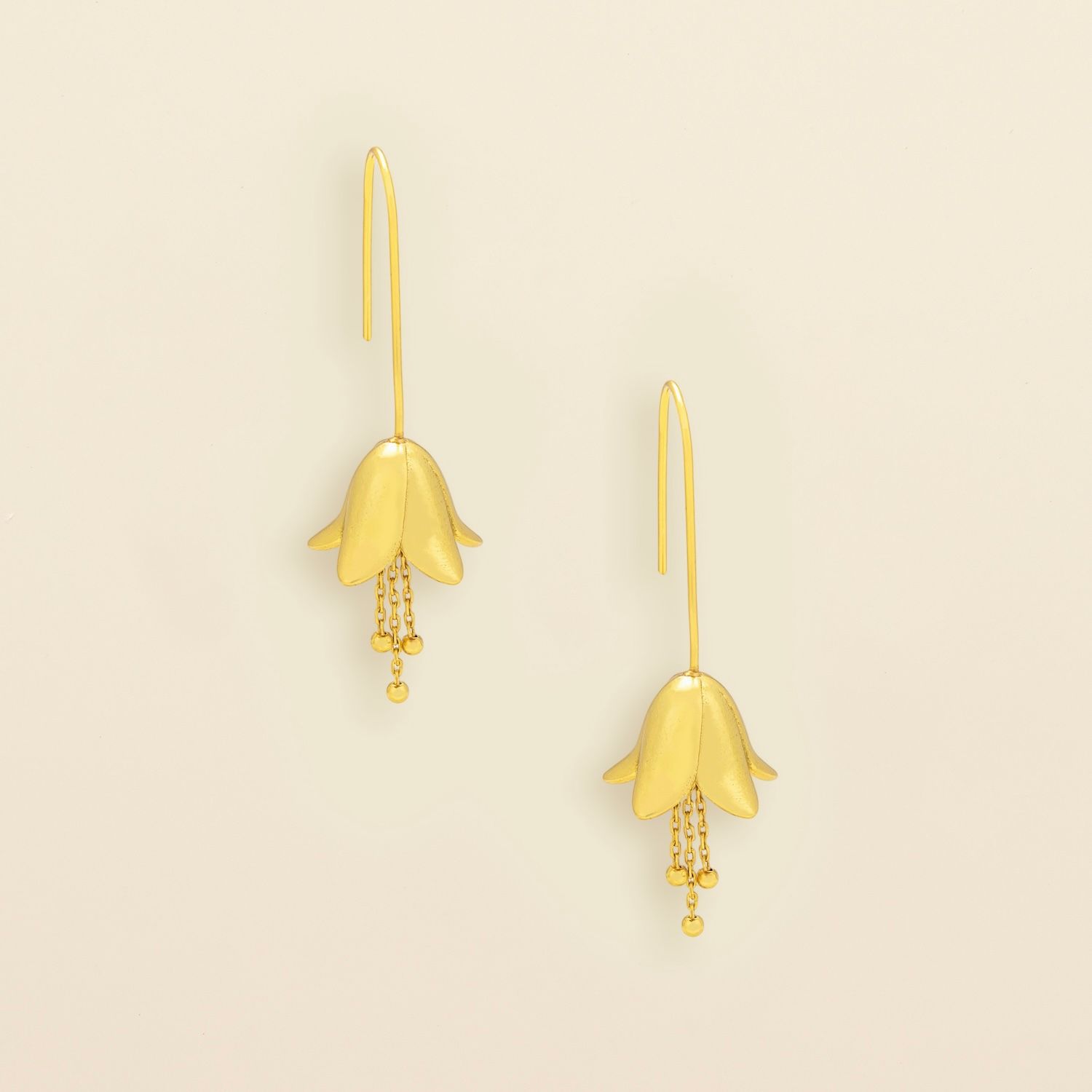 Refined Icon Earring Lily Drop Gold