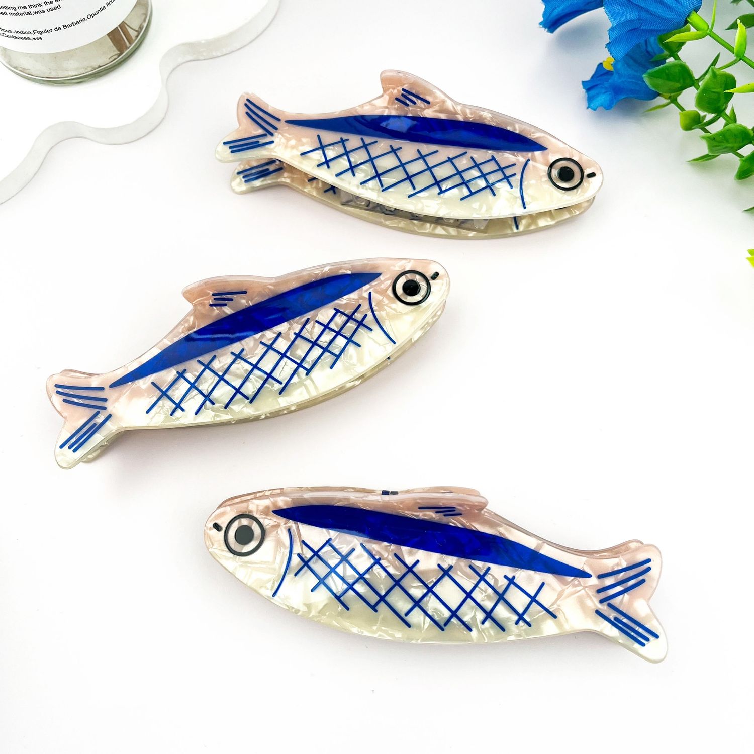 Oversized Sardine Print Acrylic Hair Claw Clip