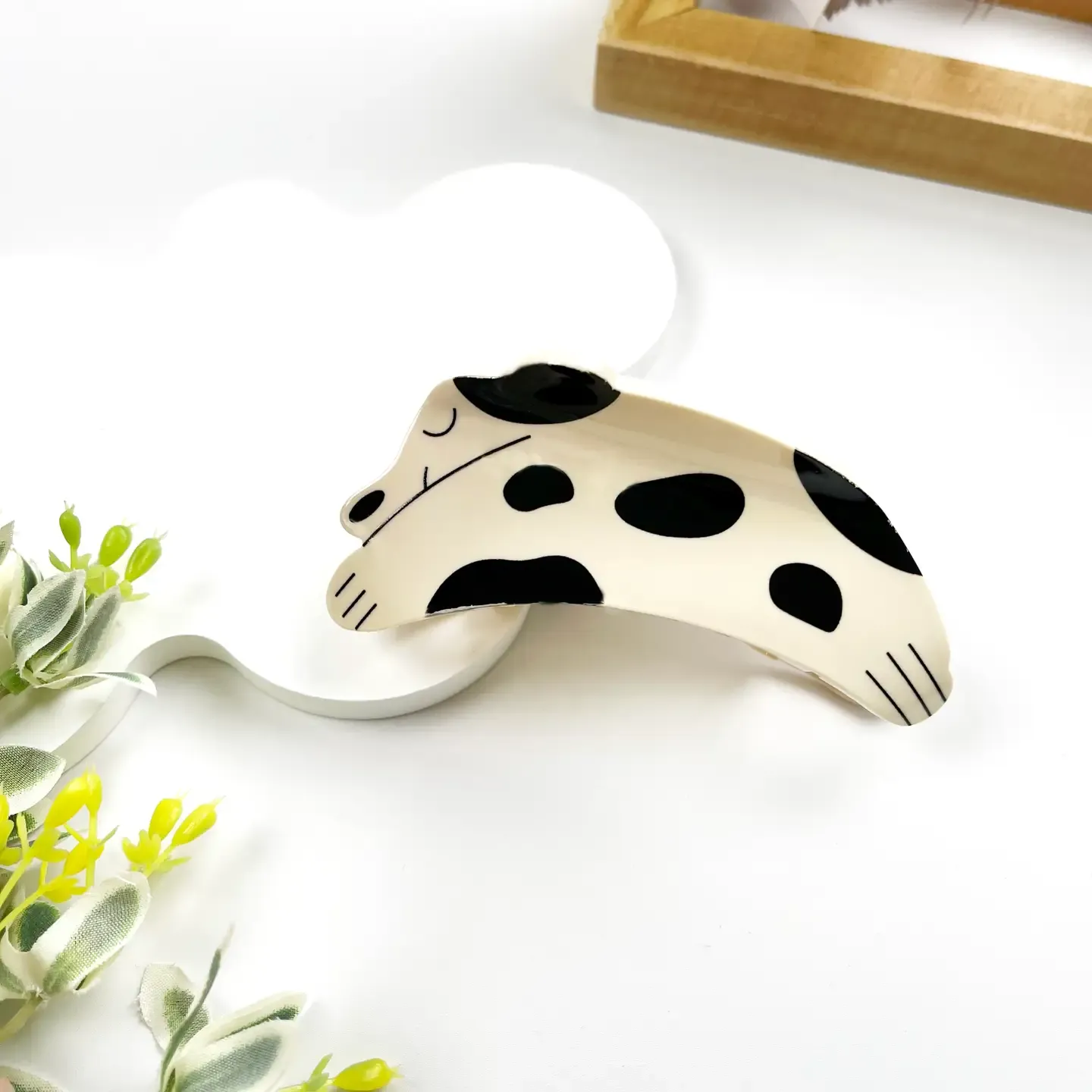 Simple Diamond Black Spotted Puppy Hair Claw Clip