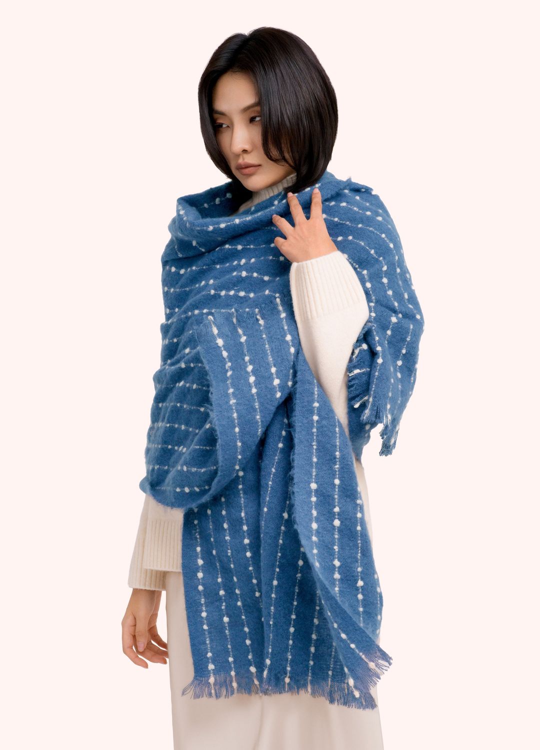 Dakota Cozy Scarf Navy