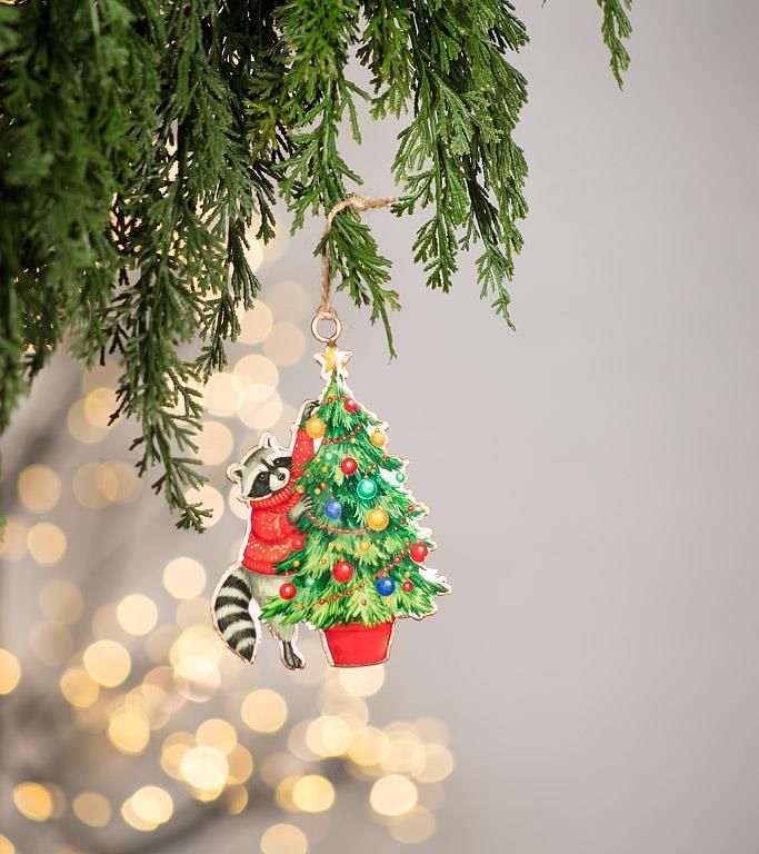 Metal Ornament Raccoon &amp; Christmas Tree