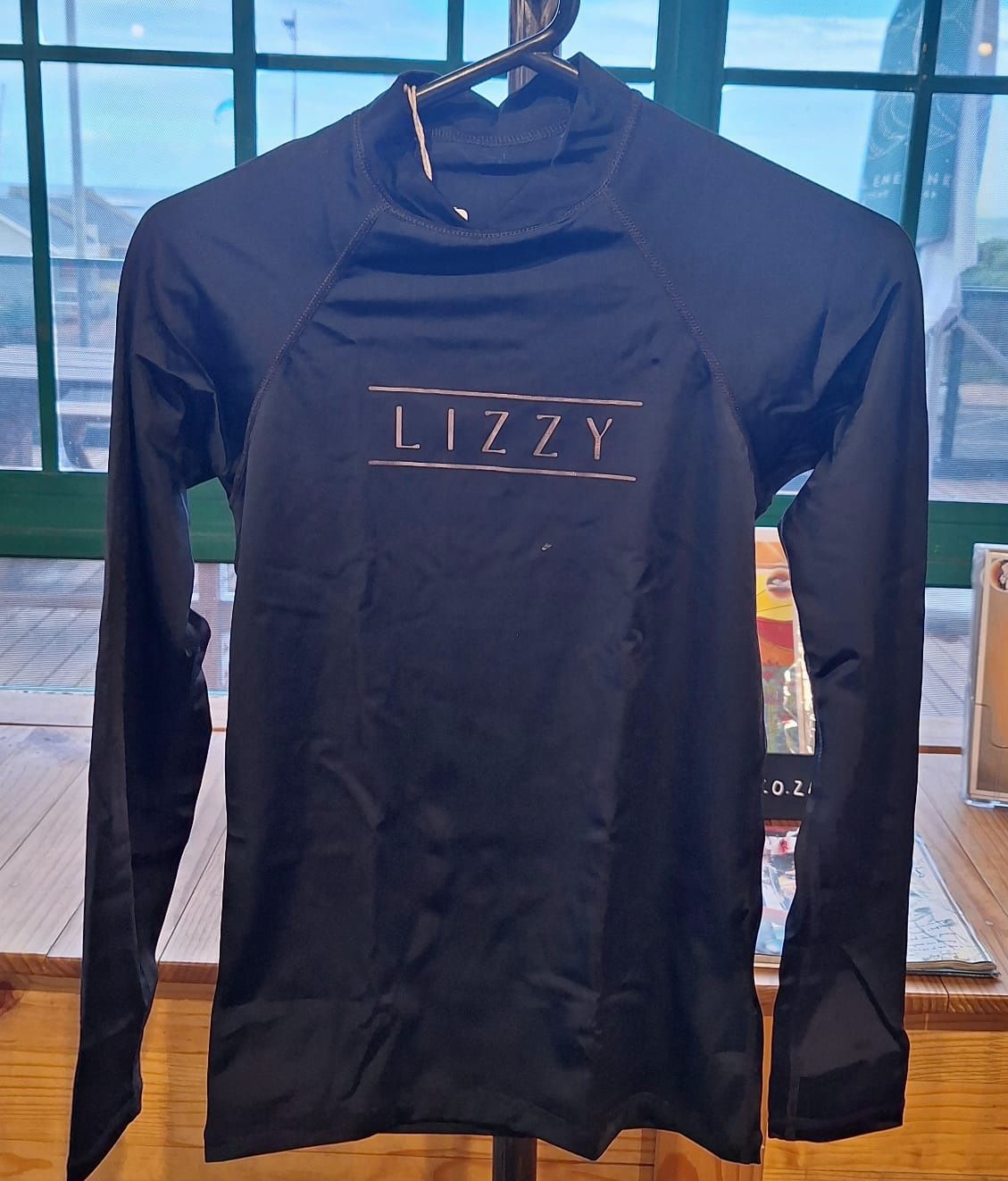 Lizzy Pino - Ladies L/S Rashies