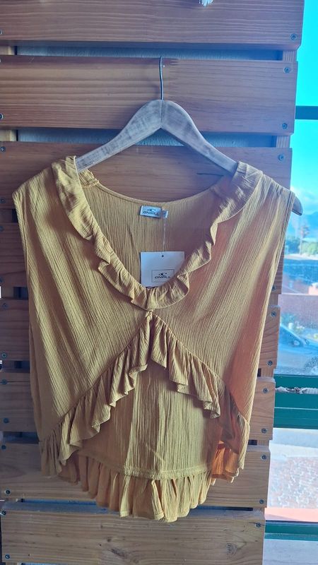 O&#39;Neill Kate Ruffle Top Mustard