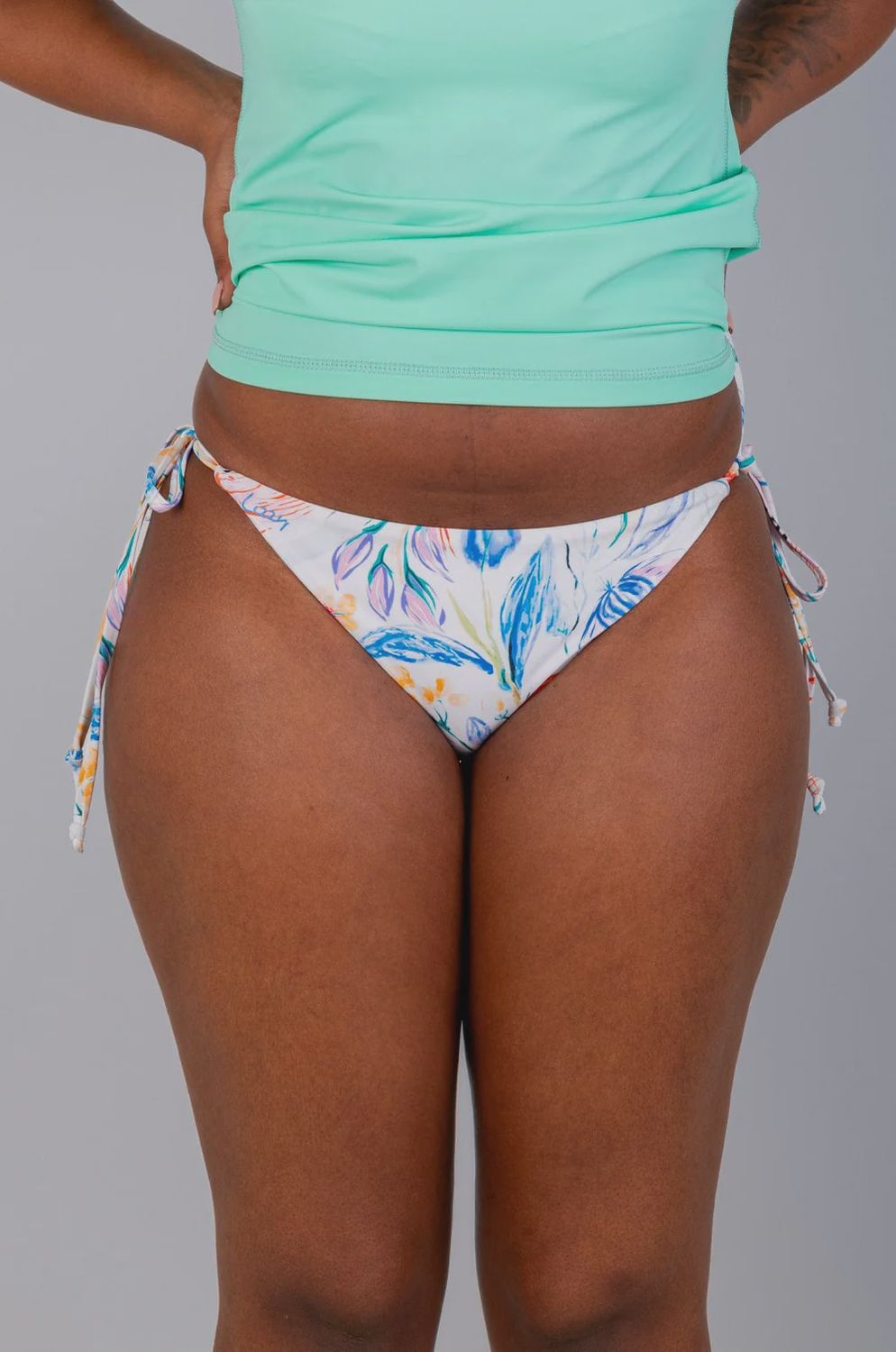 Lizzy Cedrella - Ladies Bikini Bottom, Colour: Artistic Garden, Size: 30