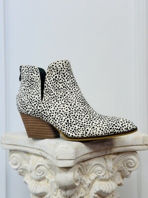 Corkys Boutique White Bessie Speckled Booties