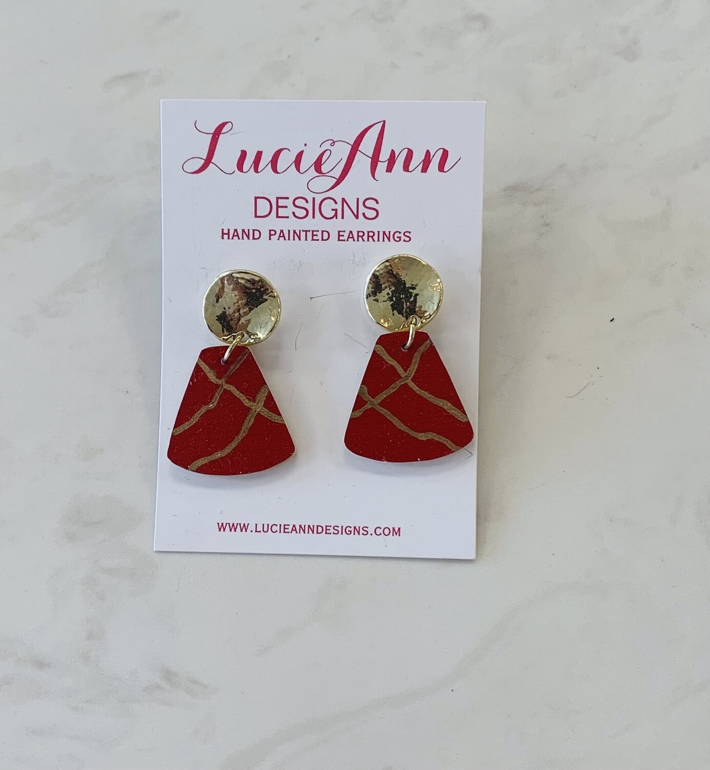 Lucie Ann Pyramid Earring with Shined Gold, Pattern: Red Criss Cross
