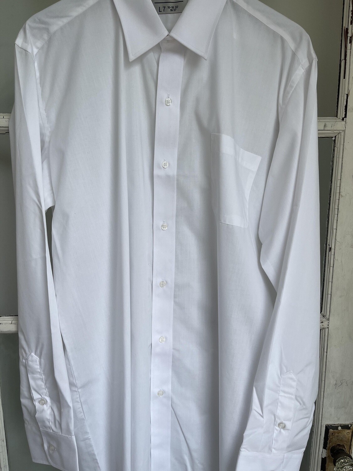 Kyle Thomas Men&#39;s White Button Down