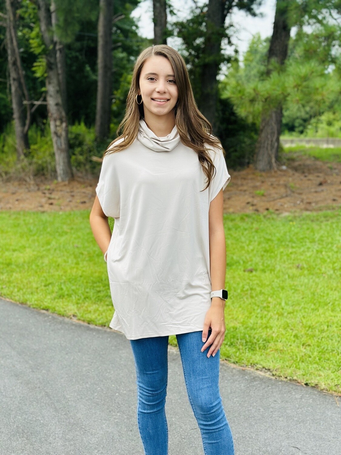 Rebecca&#39;s of Clinton Sleeveless flowy top, Size: XS, Colour: Tan