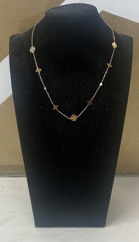 Circle Flower Stud Necklace