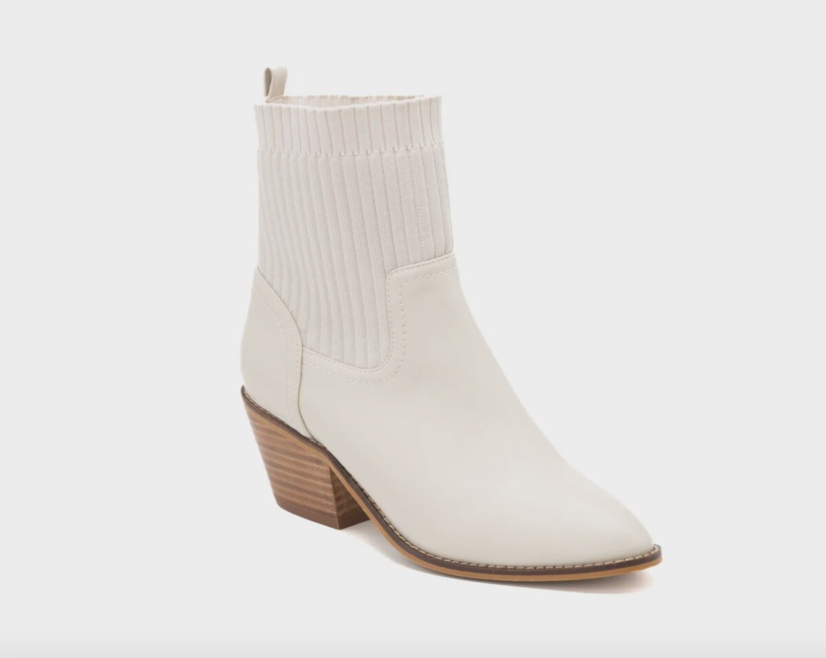 Corky&#39;s Crackling Boot - Ivory