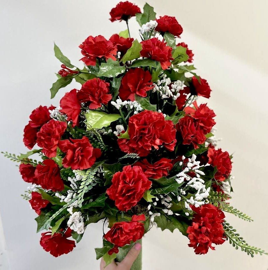 Grave Arrangements, color: Red