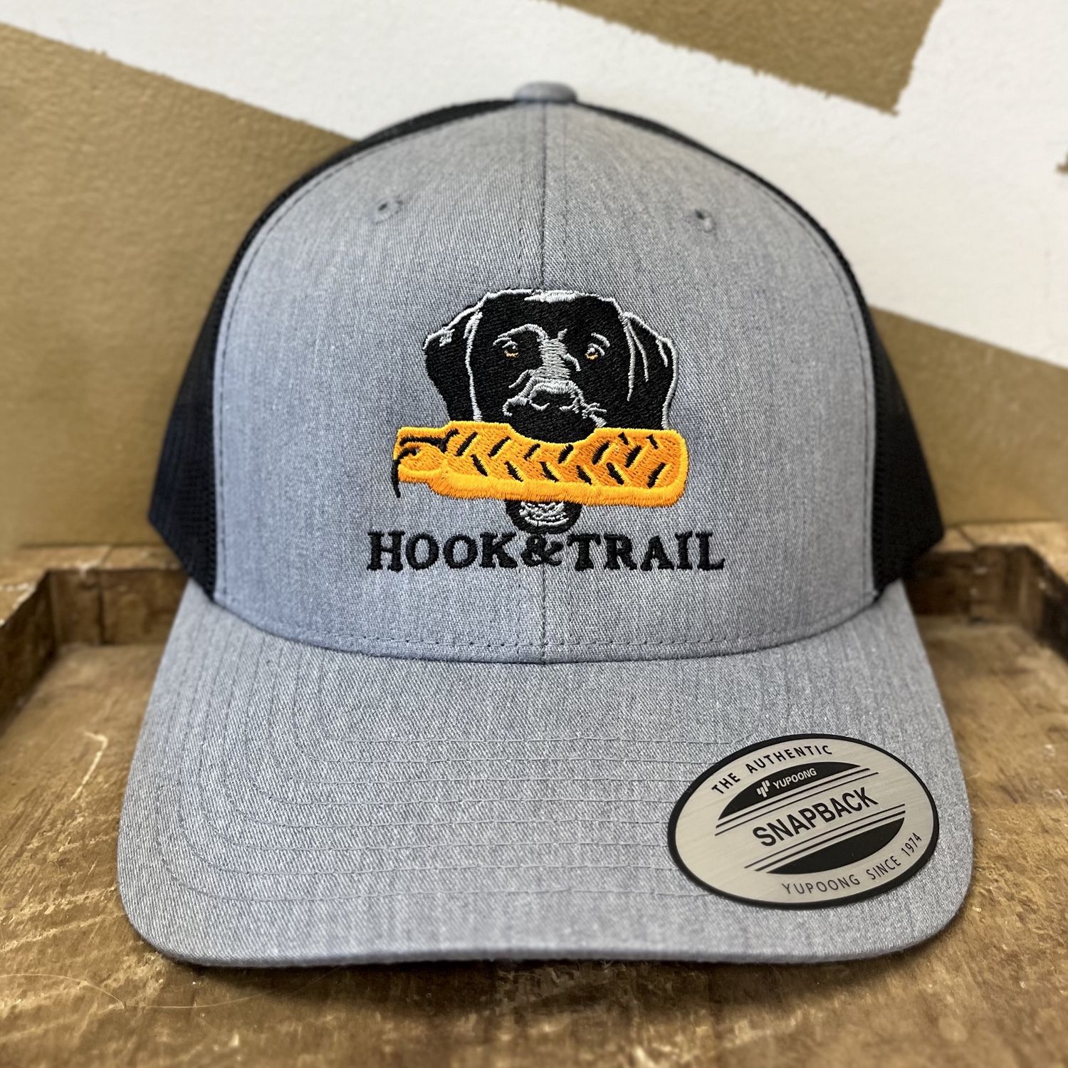 Dog Toy Hook &amp; Trail Gray/Black Mesh Back Hat