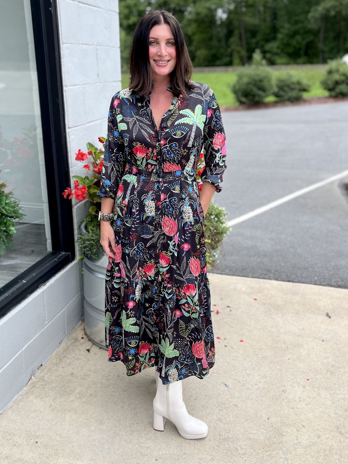 Vilagallo Lucile Black Floral V-Neck Maxi Dress