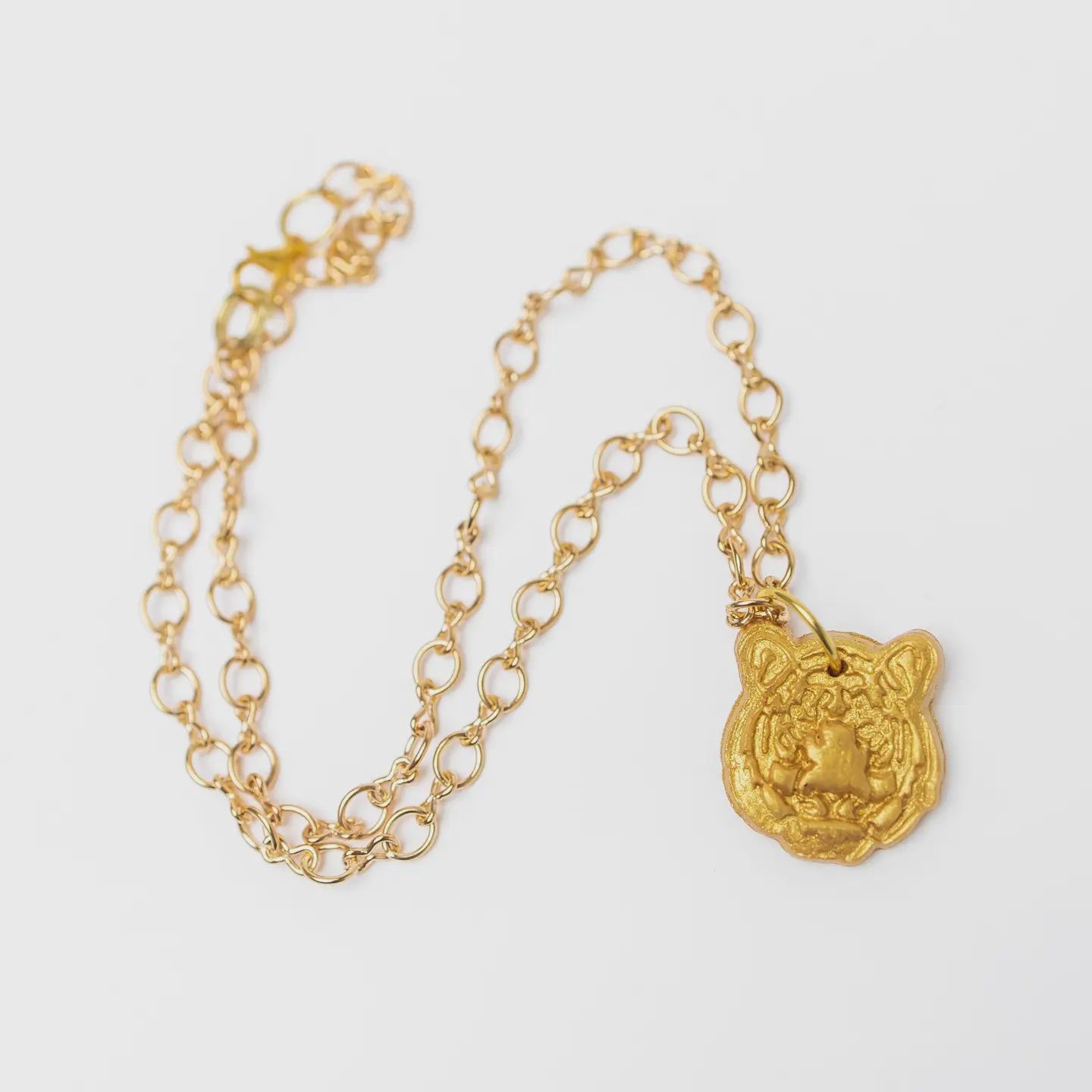 Hidden Truth Jewelry Gold Plated Figure 8 Chain with Tiger