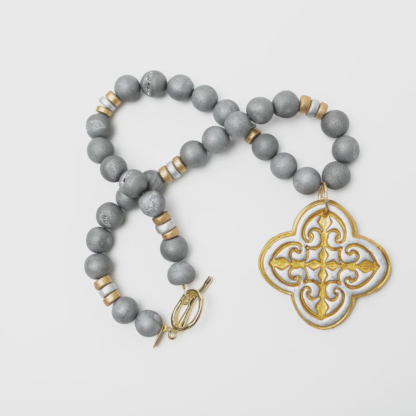 Hidden Truth Jewelry Silver Druzy with Tracy Cross Necklace