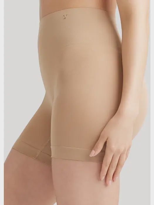 Yummie Ultralight Shaping Short- Seamless, color: Almond, Size: S/M