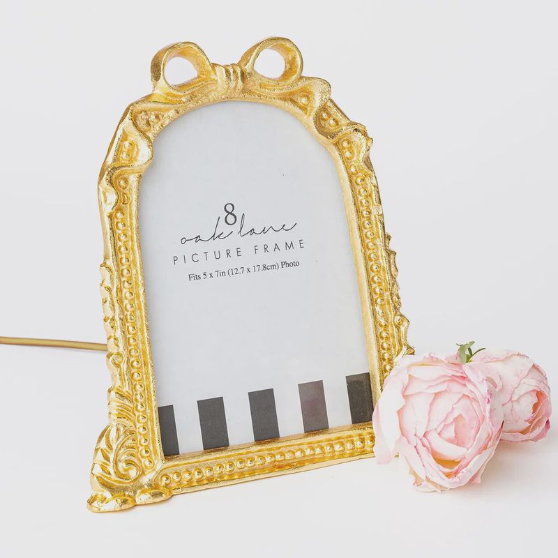 Oak Lane Gold Ribbon 5x7 Picture Frame