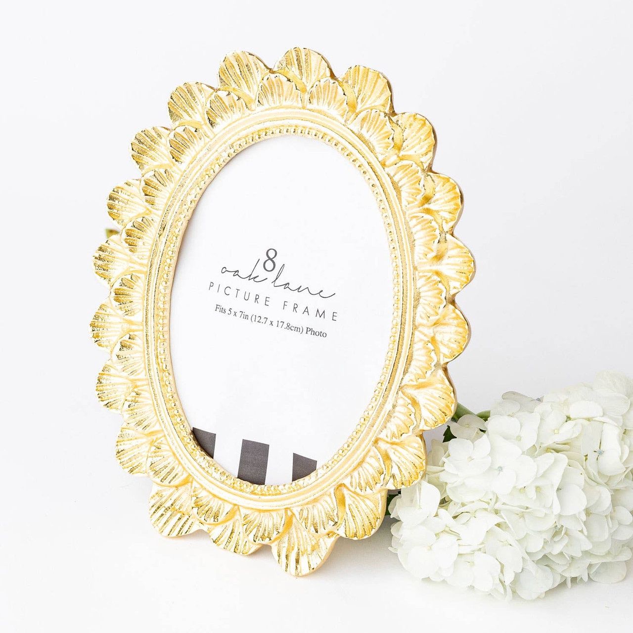 Oak Lane Gold Scalloped 5x7 Picture Frame