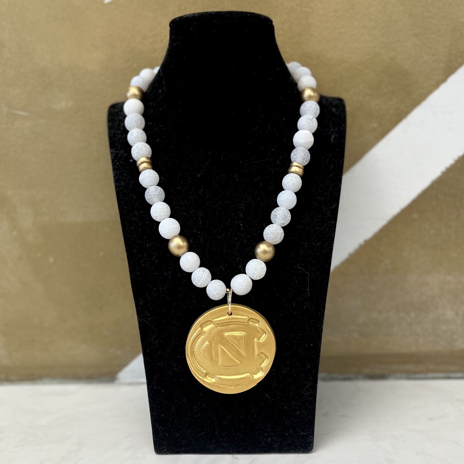 Hidden Truth Jewelry 18&quot; White Fire Beaded UNC Necklace