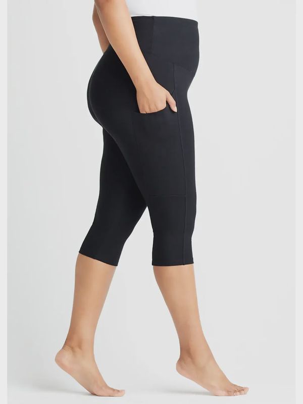 Yummie Black Talia Crop Shaping Legging w/ Pockets - 360Sculpt™ Cotton