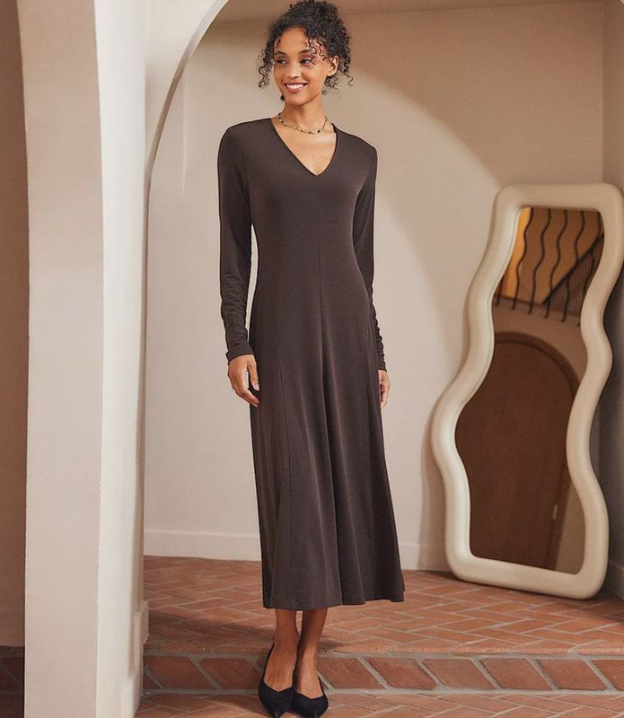 Karen Kane Brown Kate V-Neck Midi Travel Dress