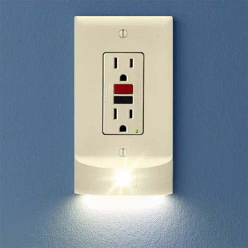 SNAP POWER - StormLight  - Light Almond, GFCI  01-O1SL-FLA-SM10