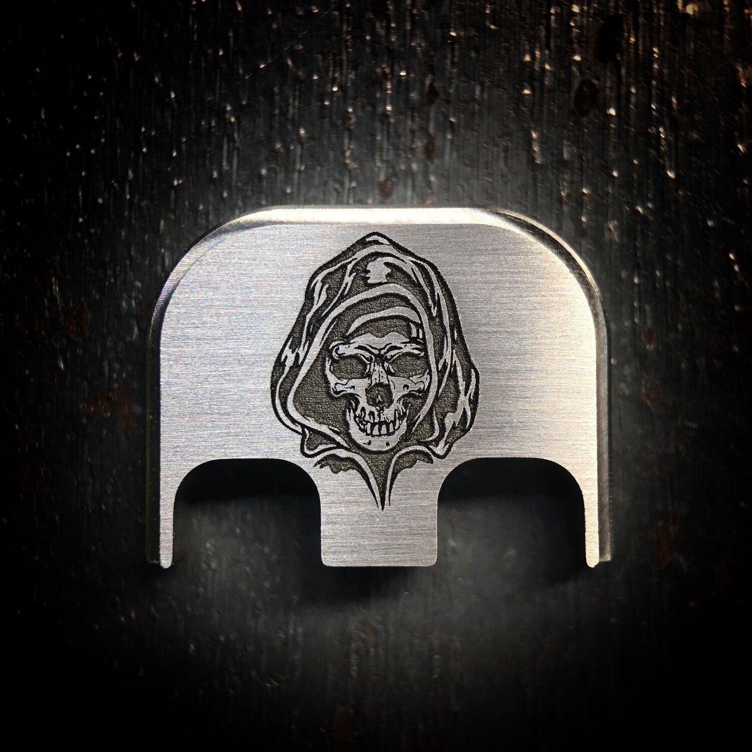 Reaper - Titanium - Deep Engraved Brushed