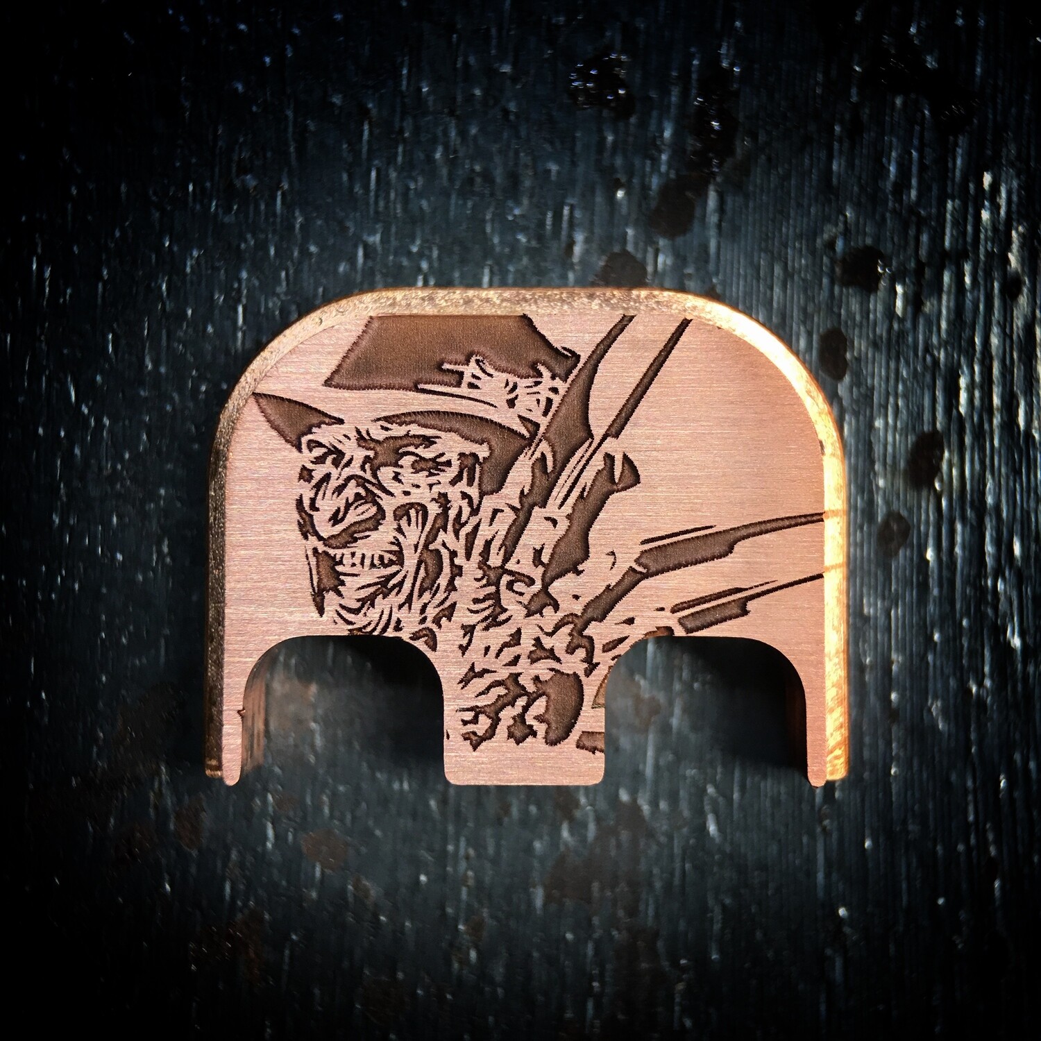 Freddy - Copper - Deep Engraved Brushed