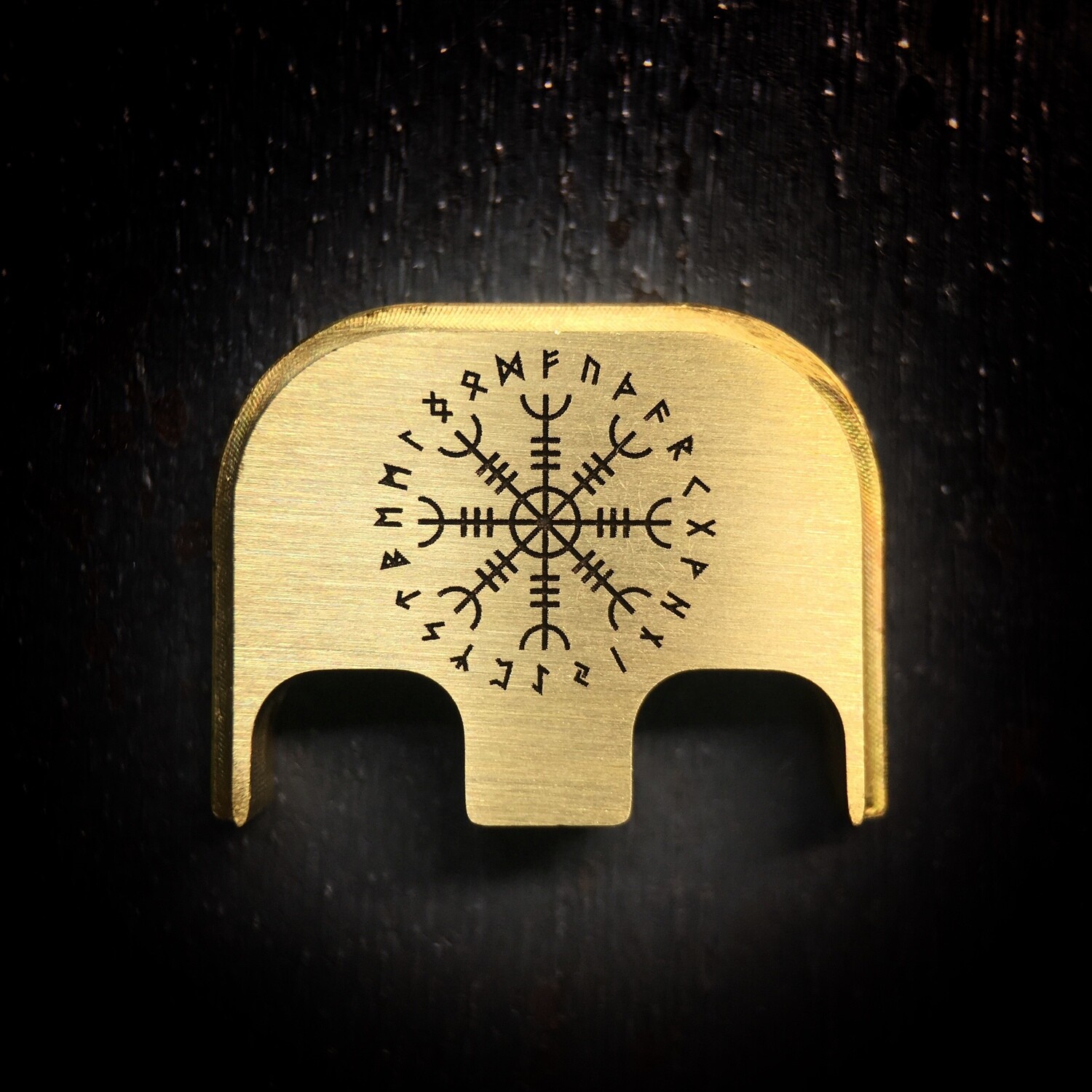 Helm of Awe - Brass - Deep Engraved Brushed