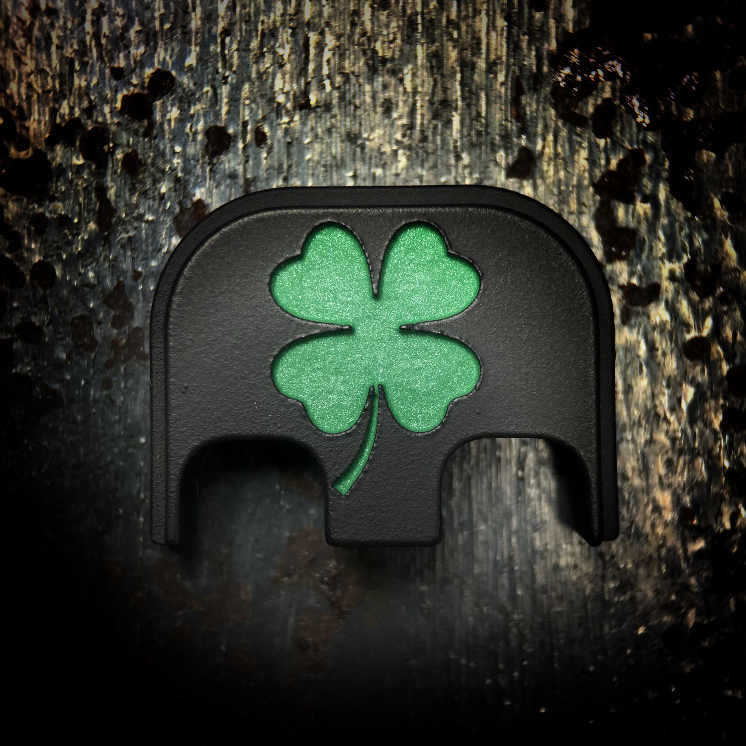 4 Leaf Clover - Blackout Color Green