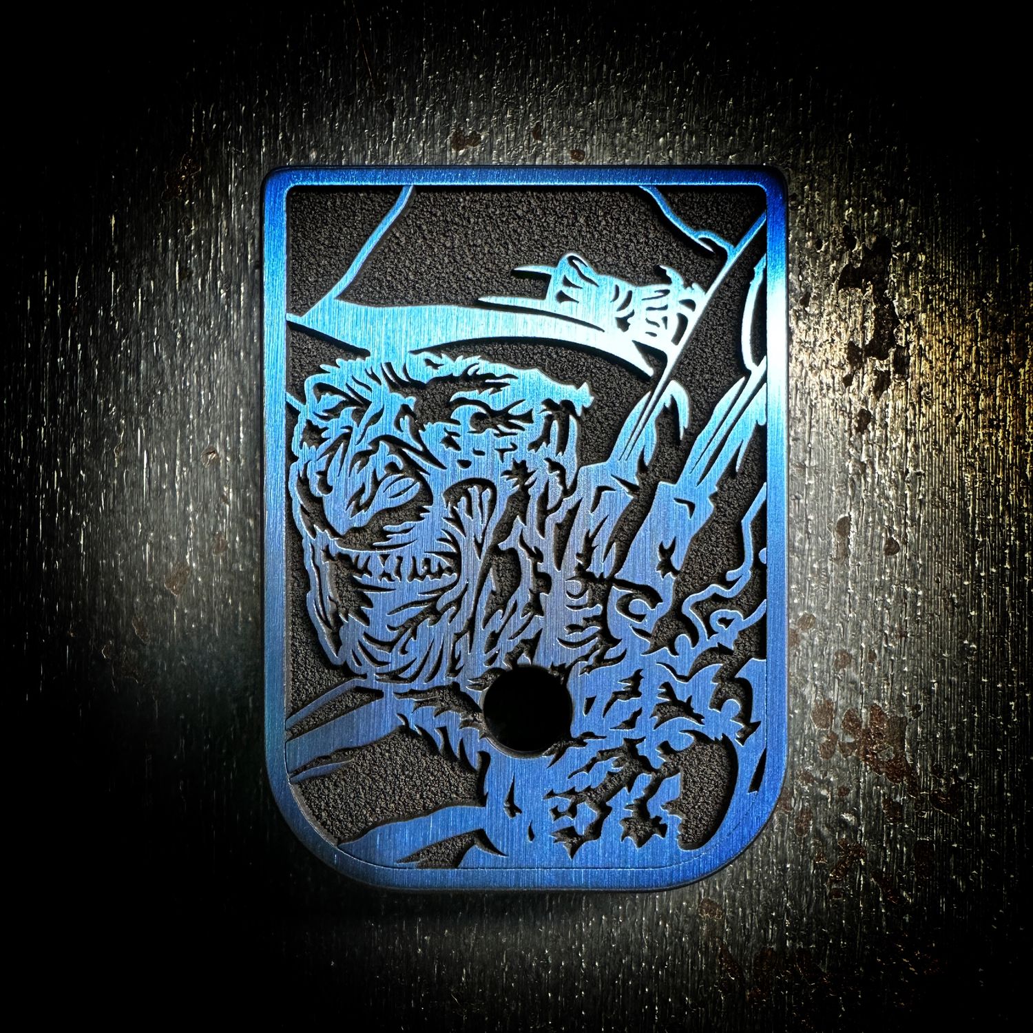 Freddy Mag 3D - Titanium - Cerakoted Deep Engraved Blue