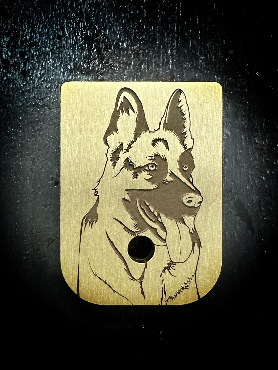 German Shepherd Mag - Brass - Deep Engraved Brushed