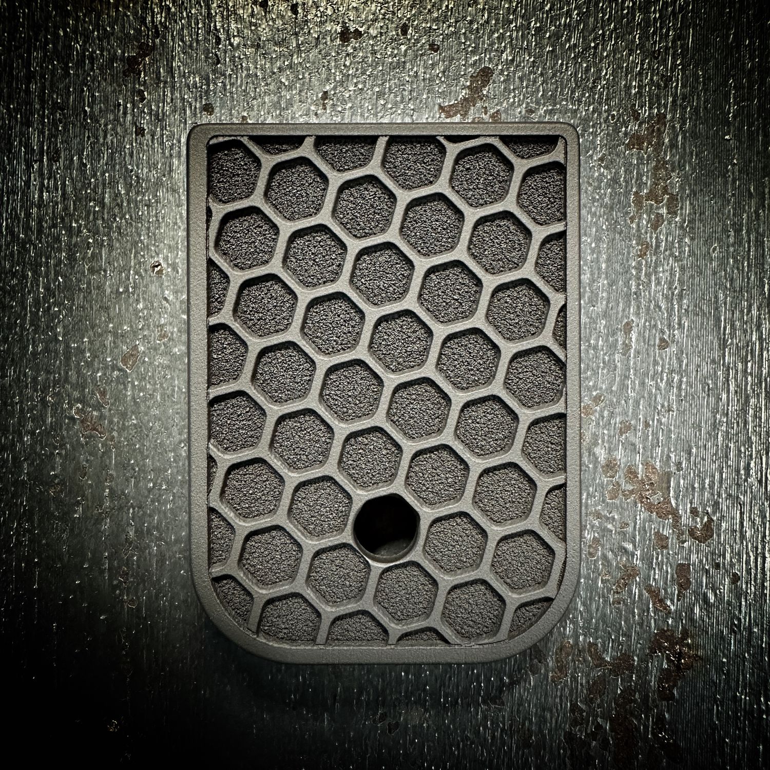 Honeycomb Mag 3D - Titanium - Cerakoted Deep Engraved Blackout
