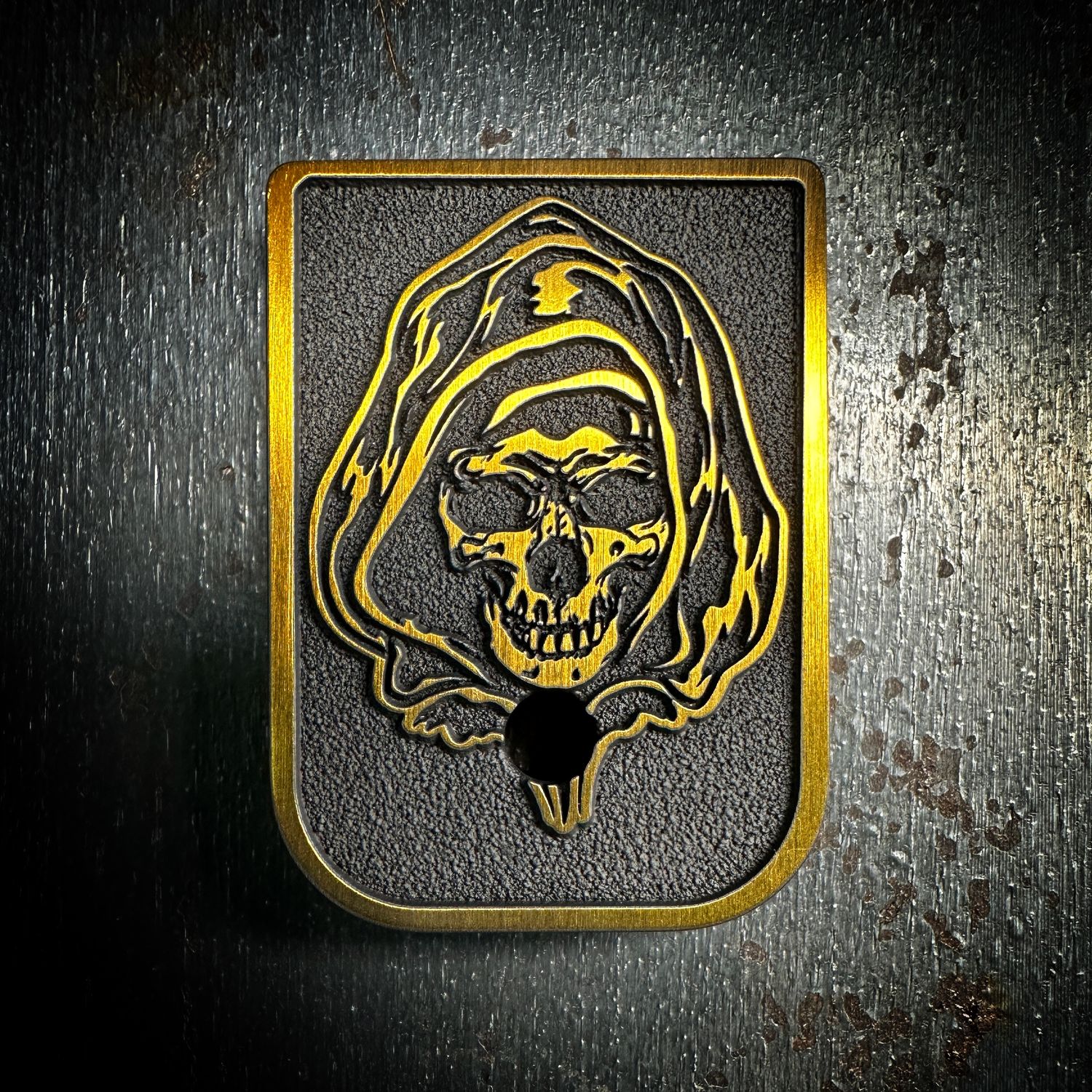 Reaper Mag 3D - Titanium - Cerakoted Deep Engraved Gold