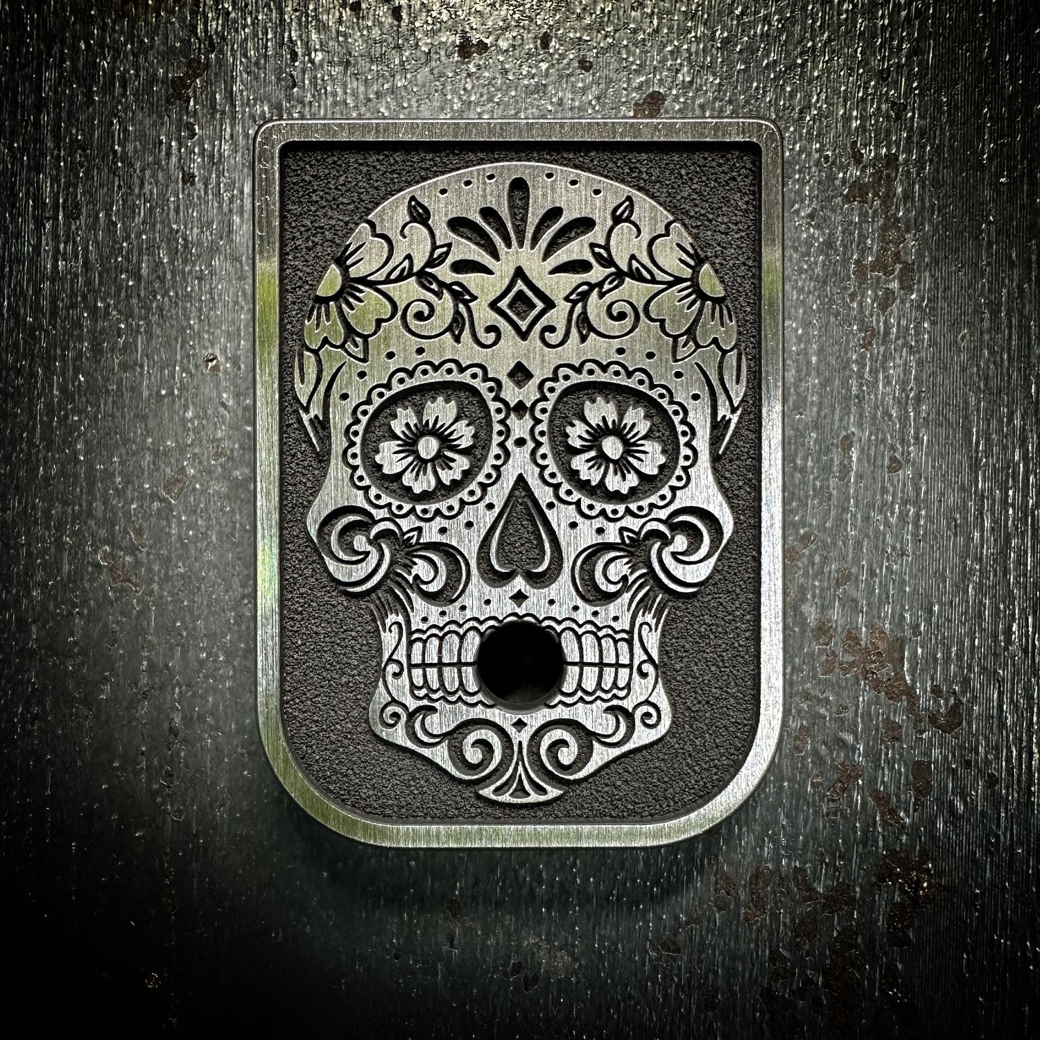 Sugar Skull Mag 3D - Titanium - Cerakoted Deep Engraved Brushed
