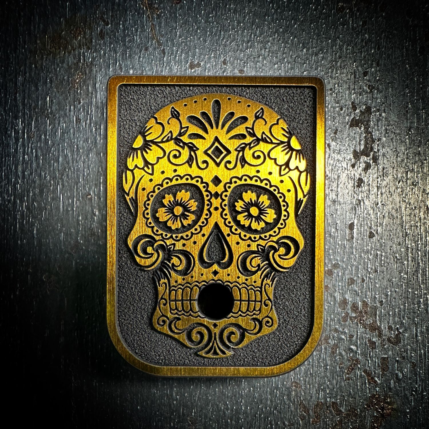 Sugar Skull Mag 3D - Titanium - Cerakoted Deep Engraved Gold